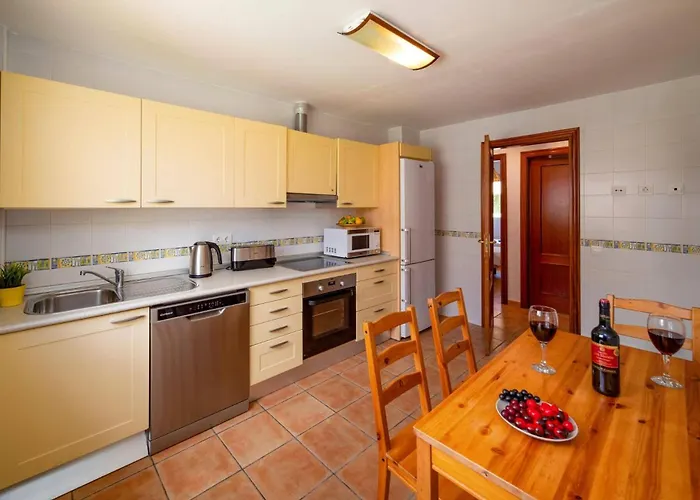 Sara By * كوراليهو